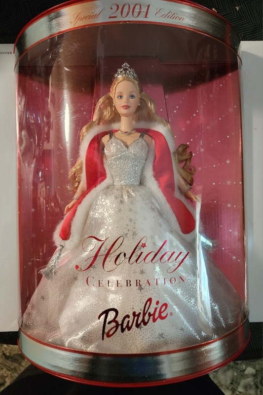 Mattel Special 2001 Edition HOLIDAY CELEBRATION #50304 Barbie Doll Hallmark