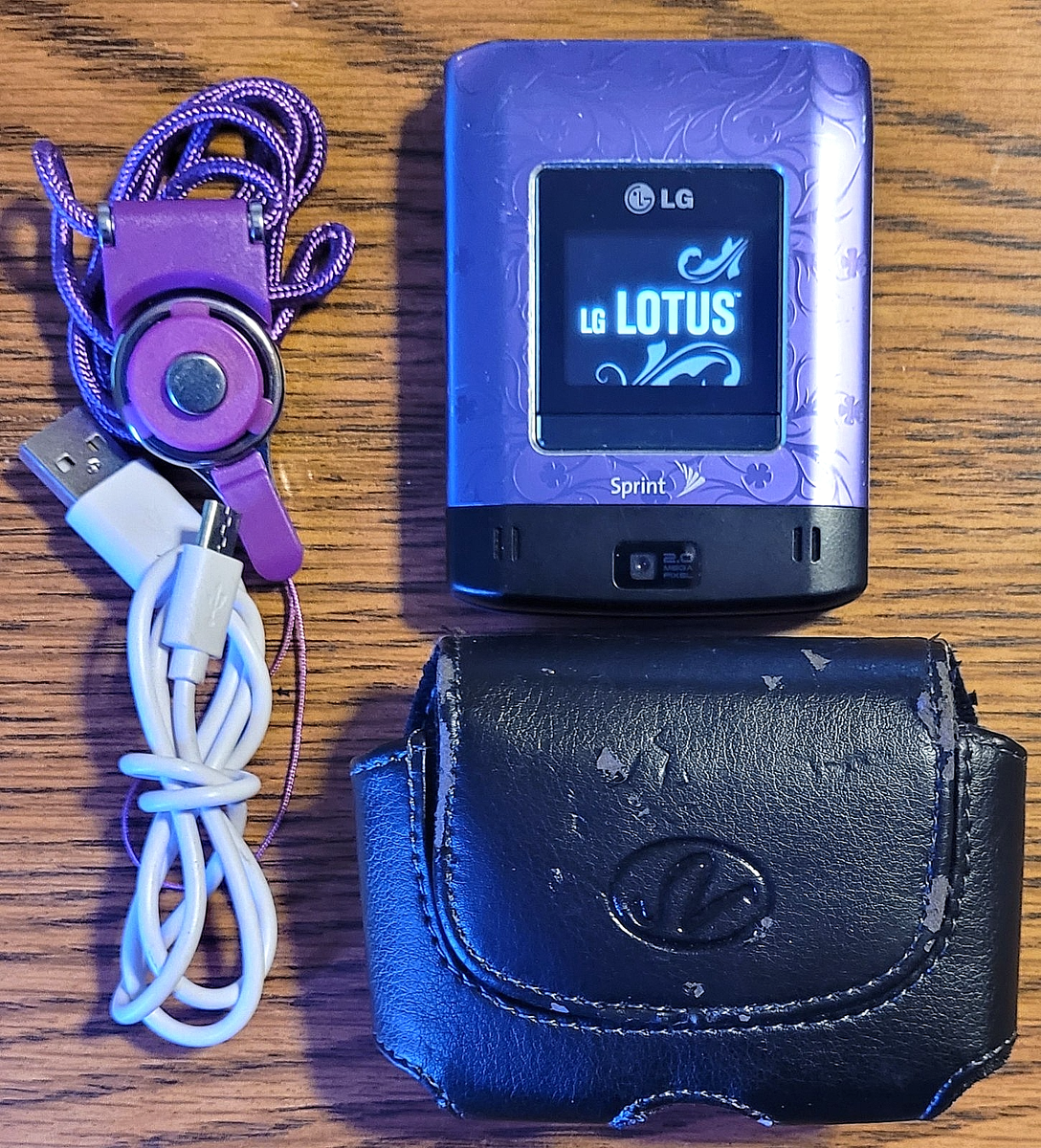 スマートフォン本体 Liora_K_0101 LG Lotus LX600 - Purple Floral ( Sprint ) Flip Keyboard Phone
