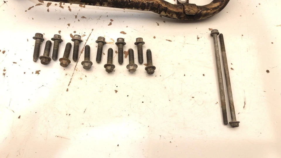 08-13 Silverado 1500 cárter de aceite del motor con pernos de tubo de recogida herrajes de fábrica 5,3 l Foto 2 de 4