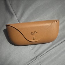 Ray-Ban Meta Smart Glasses Brown Charging Case Green Indicator Light