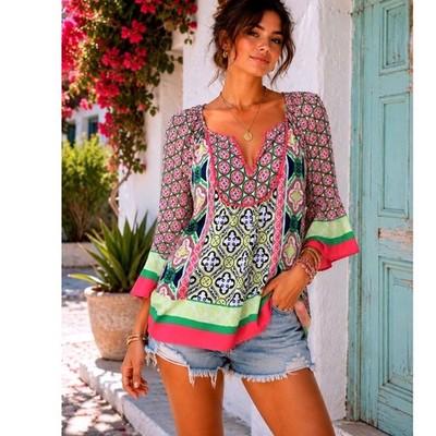 Crown & Ivy Woman Mixed Print Pom Pom Trim V-Neck Tunic Top Green Pink 0X