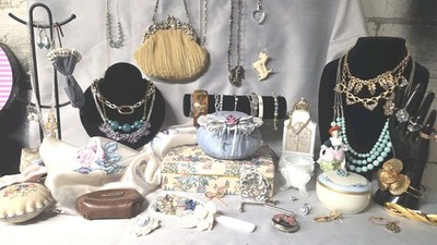 Grandma's ''Hodge-Podge'' Estate; Jewelry, Trinkets, Vtg to Mod Random Junk! #213