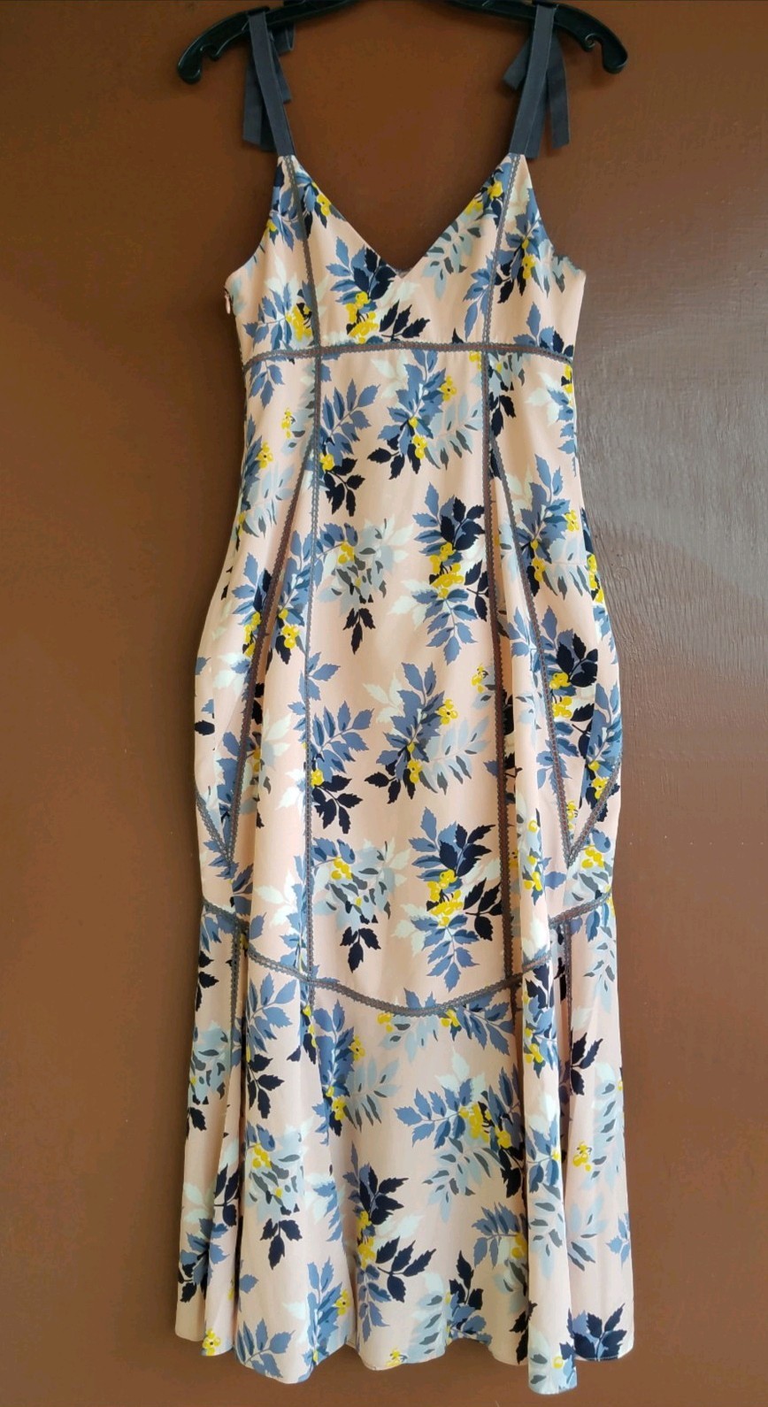 NWT Cinq A Sept Ainsley Silk Floral Midi Dress Sz 10 Retail NWT Cinq A Sept Ainsley Silk Floral Midi Dress Sz 10 Retail