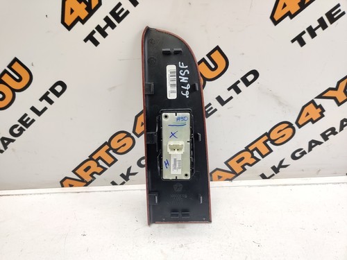 2007 JEEP GRAND CHEROKEE WK LEFT FRONT WINDOW SWITCH 04602786AA - Picture 3 of 5