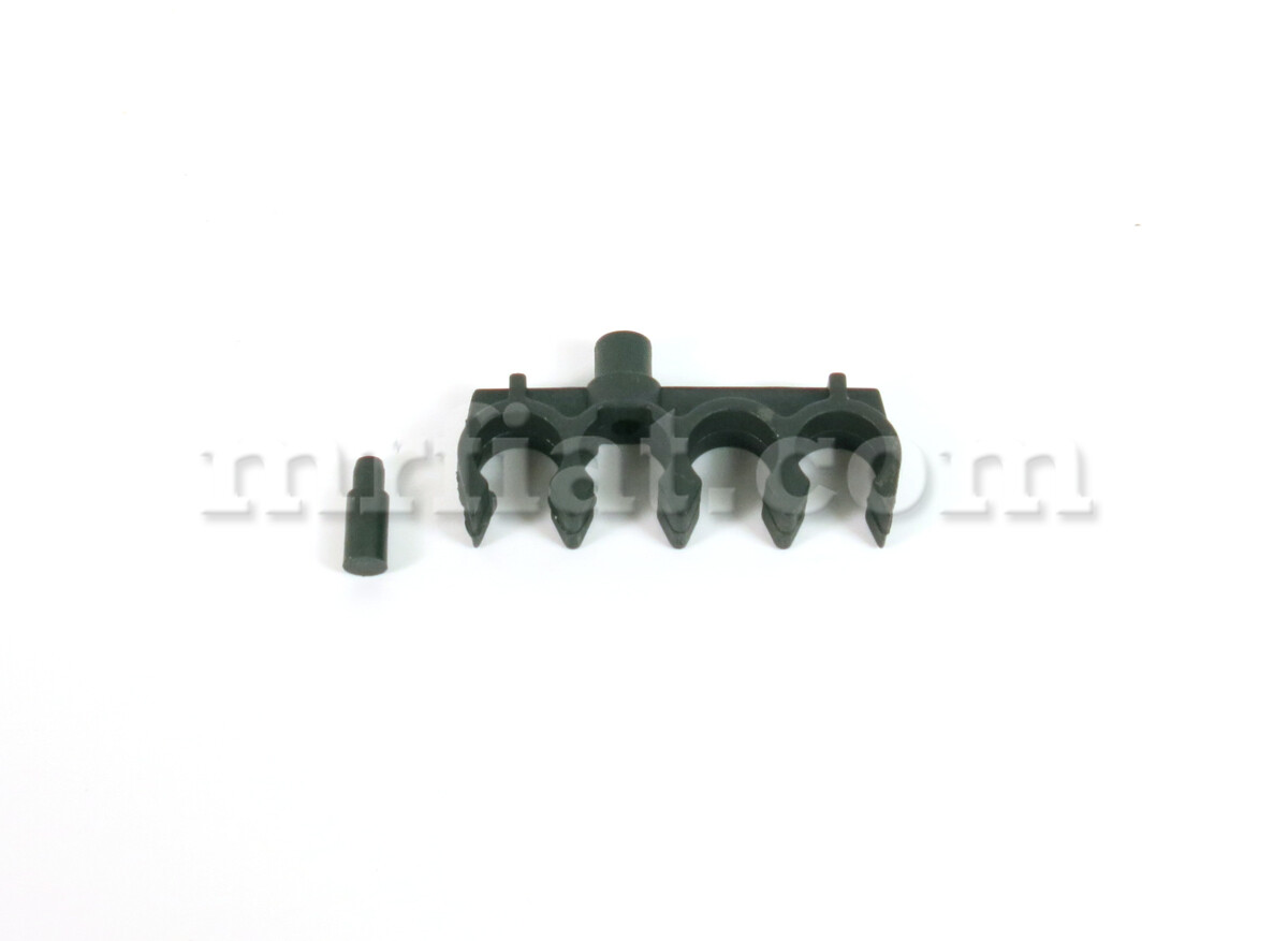Ferrari 308 QV 328 HT Lead Retainer Clip Four Fold New