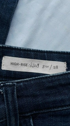 Pilcro & The Letterpress Hi Rise Skinny size 28 Waist (size 6) - Picture 2 of 5