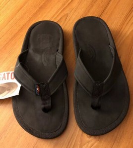 mens black rainbow sandals