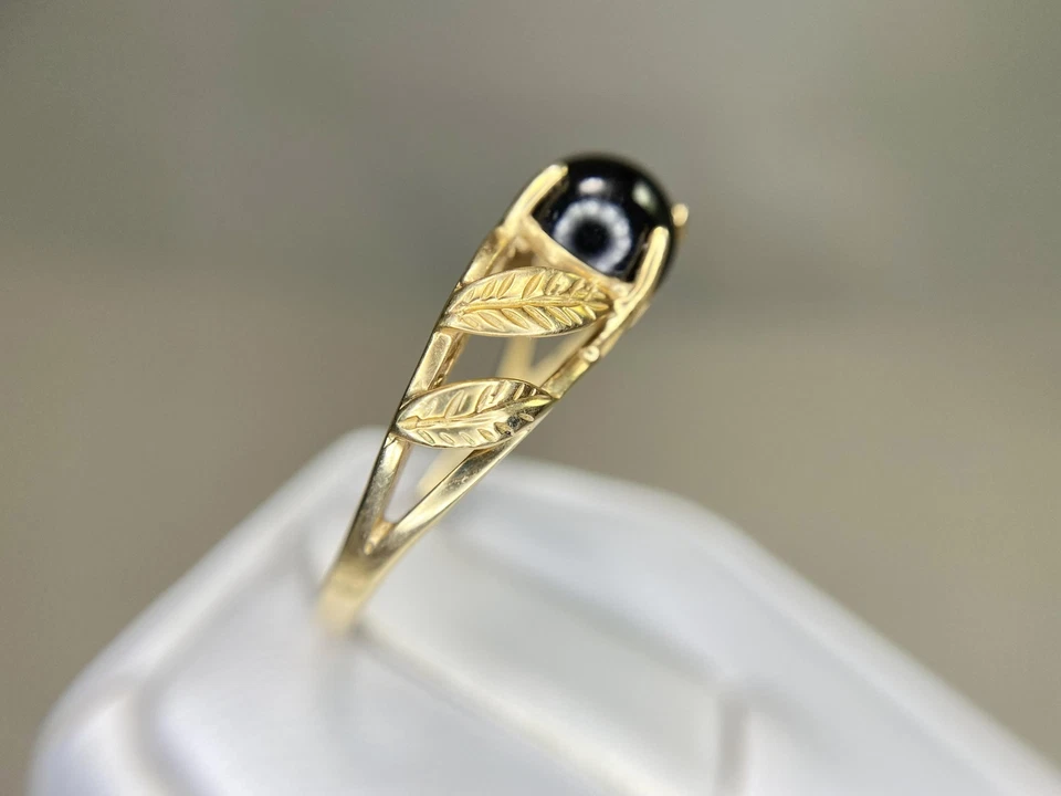 复古 14k 黄金圆形黑色玛瑙叶设计单颗戒指 — 第 4/4 张图片