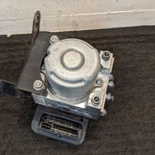 2005-2008 Toyota Tacoma Anti-Lock Brake Actuator Pump ABS Module Control Assy