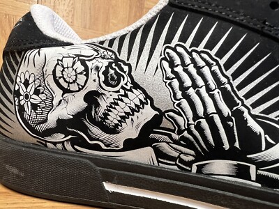 RARE🔥 7.5 Osiris Serve x Maxx242 PRAYER Praying Skull Hands