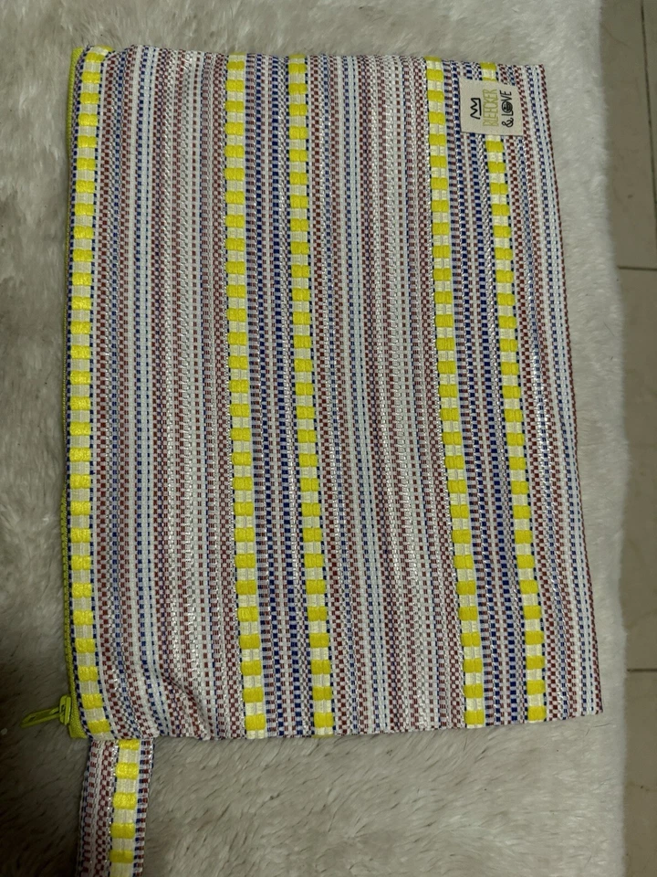 Bolso clutch Bleecker & Love Foto 2 de 4