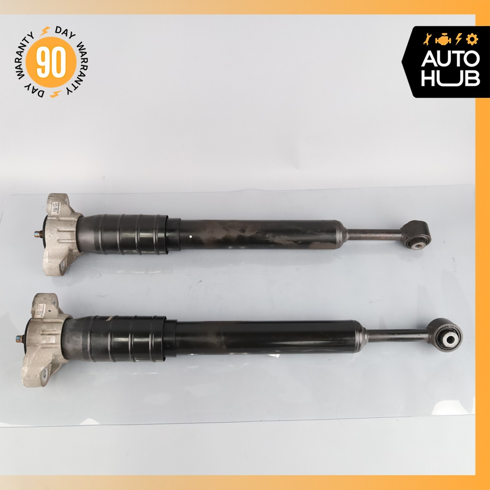 Maserati Ghibli Shock Strut Absorber Rear Left And Right Set 670008900 OEM