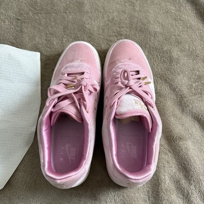 velour pink nike