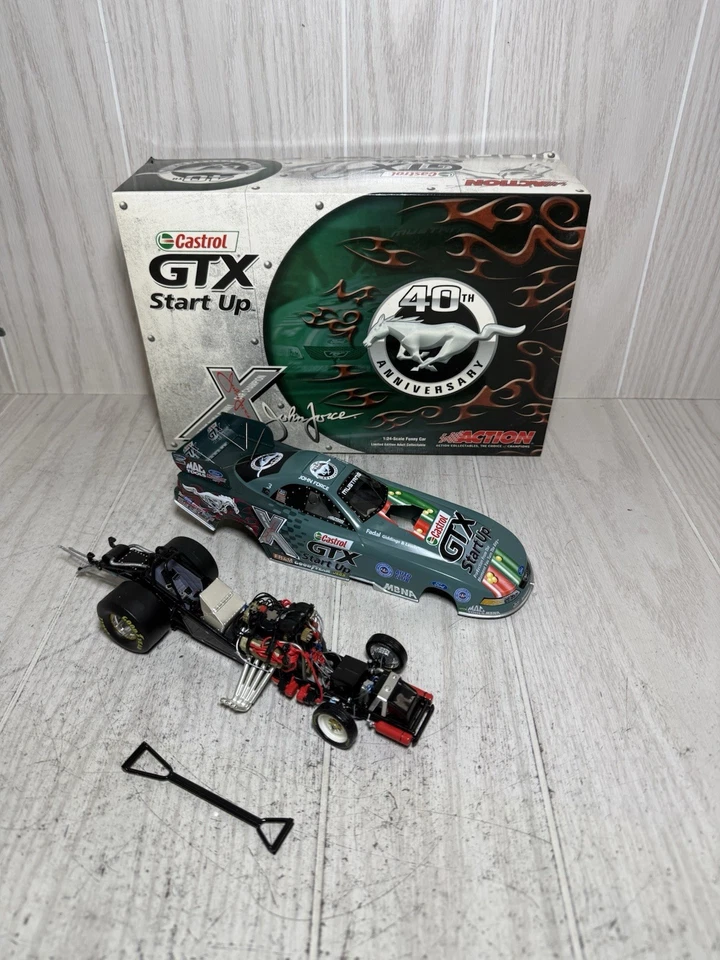 John Force 2004 Castrol GTX puesta en marcha/Mostang 40 aniversario 1/24 por Lionel  Foto 2 de 4