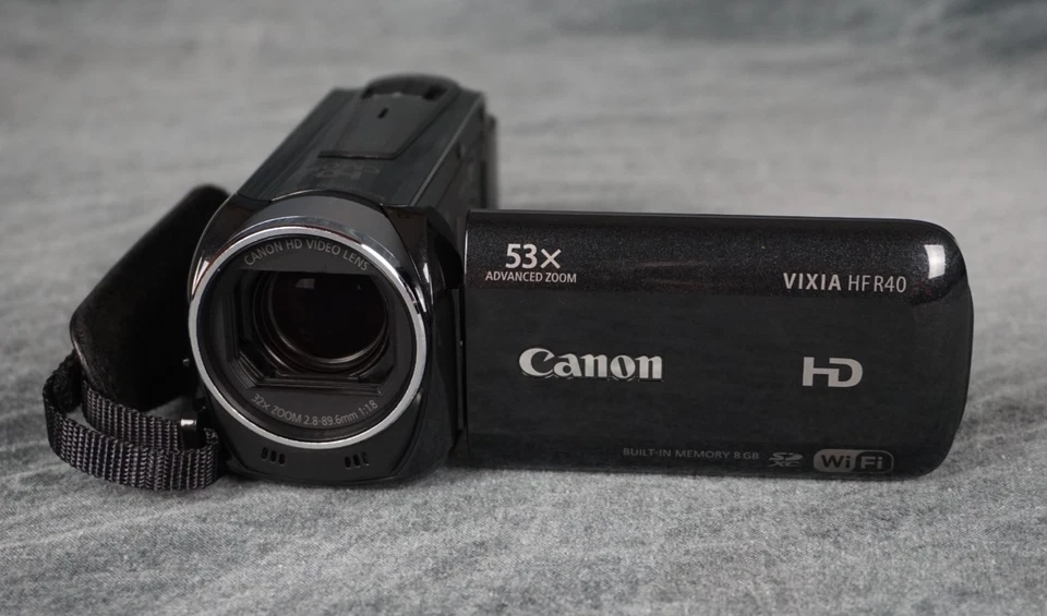 Canon VIXIA HF R40 Full HD 1080p 60fps MP4 8GB Flash Camcorder Black 32x Tested - Image 2 of 4