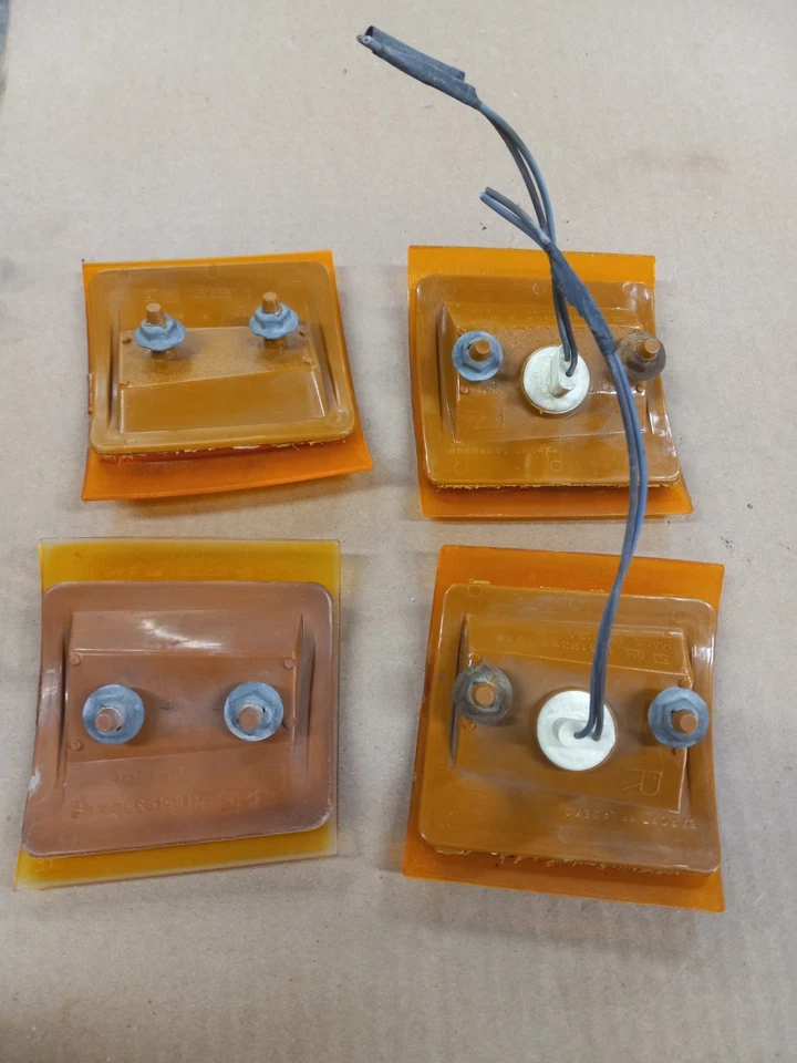 1994-1998 OBS GMC Chevrolet Truck OEM GM dianteiro inferior destro lâmpada marcador conjunto - Imagem 4 de 4