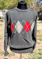 VTG Argyle Chest Design Gray Unisex Medium 100 Wool L/S Pullover Sweater EUC