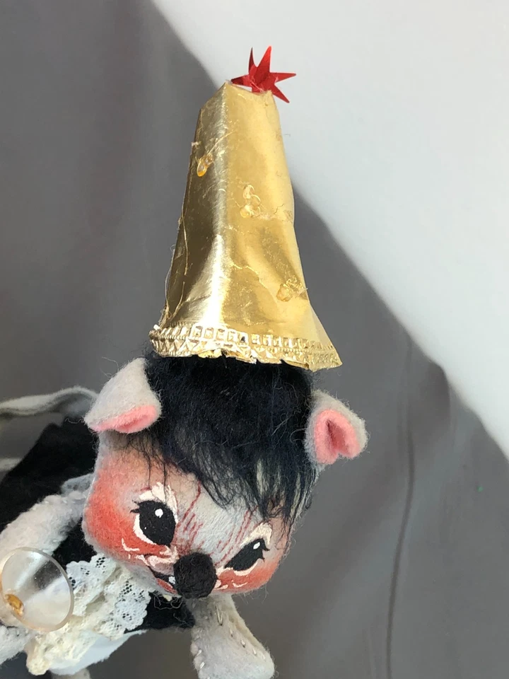 Pair ANNALEE Mobilitee Dolls NEW YEAR'S CELEBRATION Gray Mice Mouse '93 USA Made - Image 3 of 4