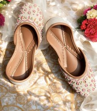 Baithak - Ivory Jutti, Punjabi Women Shoes
