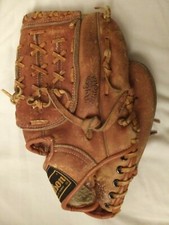 Vintage Wilson George Brett A2144 RHT 11" Baseball Glove Mitt Genuine Leather