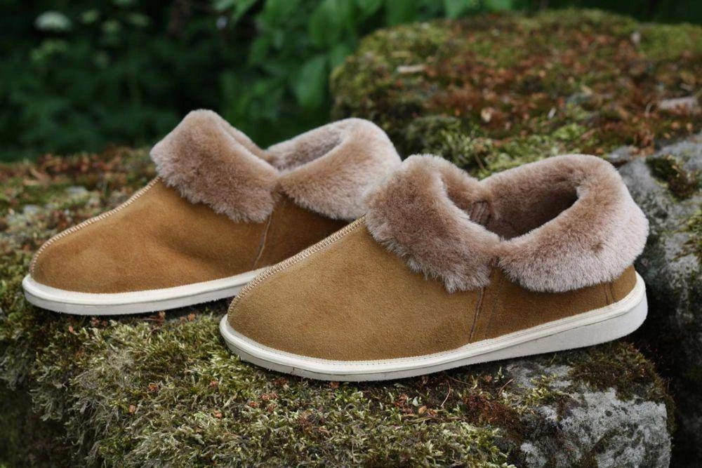 Hollert Herren Lammfell Hausschuhe KANADA COGNAC Merino Schaffell Fellschuhe 