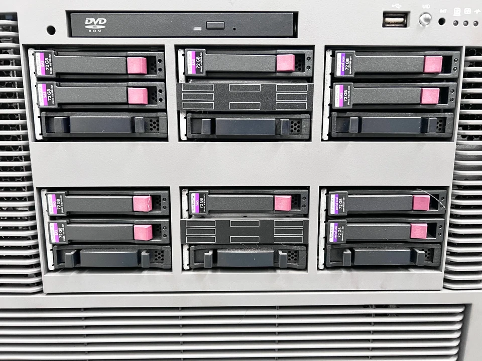 HP integrity RX6600 Server AD133A 4x D389-2100C Processors 32GB mem "SOLD AS IS" - Image 2 of 4