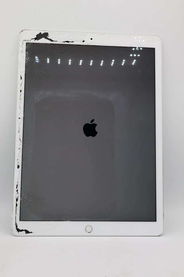 Apple iPad Pro 12,9 WiFi 2.Gen. A1670 Weiß 64GB Displayschaden M1092