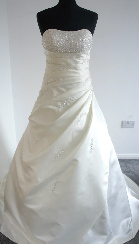 UK Stock Beading Satin Wedding Dress Size 8 10 12 14 16 18 20 22 Custom Made - Image 4 of 4