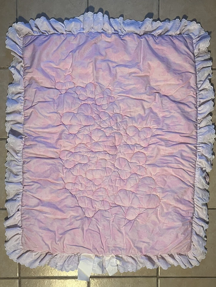 Edredón de cuna de mariposa hinchado rosa recién nacido con falda de cuna a juego  Foto 2 de 4