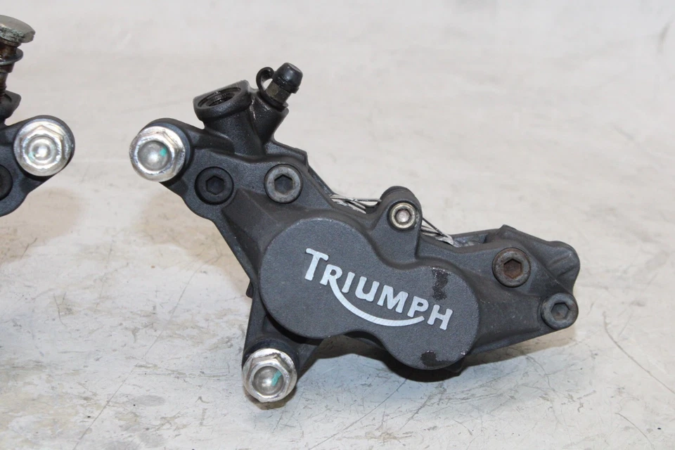 Juego de pinzas de freno delanteras derecha izquierda Triumph Speed Triple T509 1999 OEM Foto 3 de 4