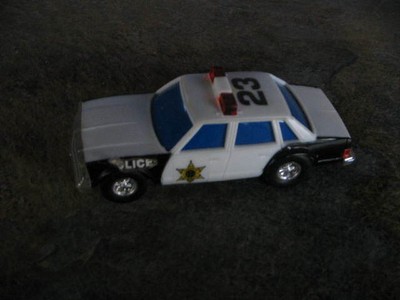 police slot car