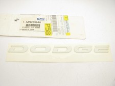 New - Oem Mopar Mr763946 White Nameplate Emblem For 1997-1999 Dodge Avenger New - Oem Mopar Mr763946 White Nameplate Emblem For 1997-1999 Dodge Avenger