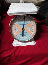 Vintage Antique AMERICAN FAMILY NURSERY SCALE Baby Scale 30 LBS Bear  Elephant