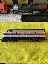 Athearn Amtrak HO Diesel Locomotive Model Railroad Locomotives for