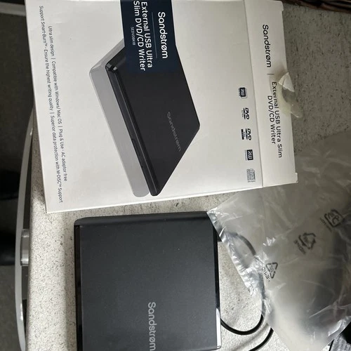 Sandstrom - External USB Ultra Slim DVD/CD Writer - BLACK - SEDVDBK18