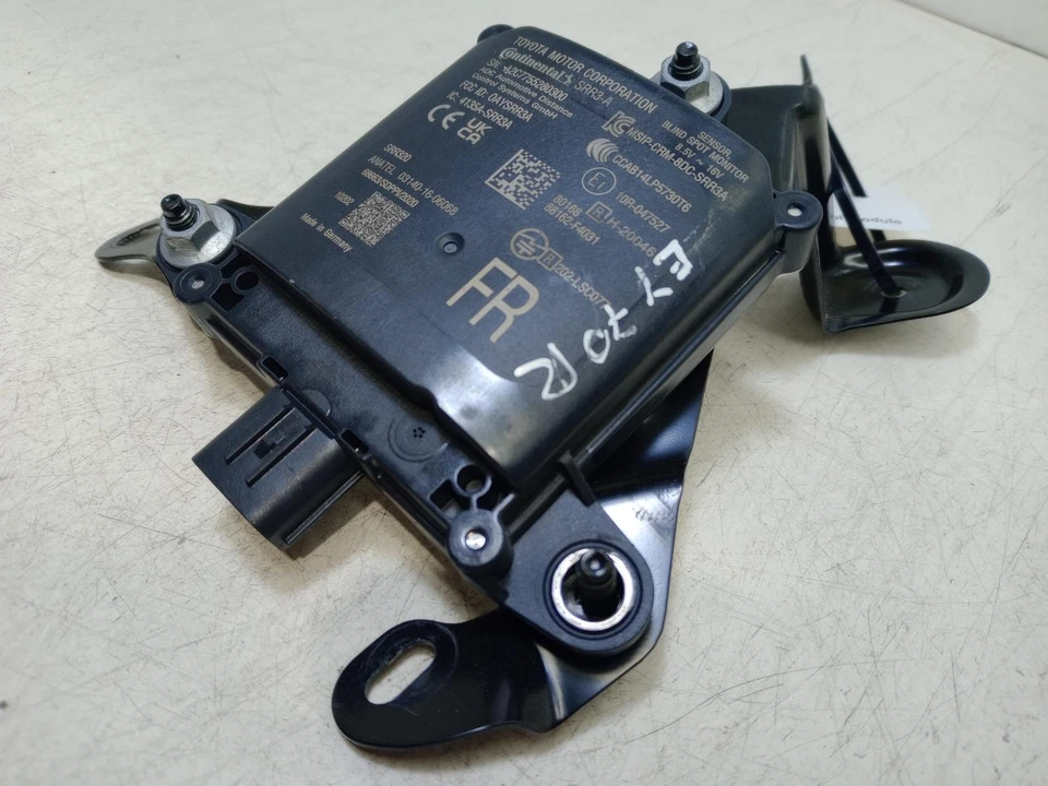 TOYOTA C-HR BLIND SPOT MONITOR SENSOR REAR RIGHT 88162F4031 MK1 2020 - 2023 - Image 2 of 4