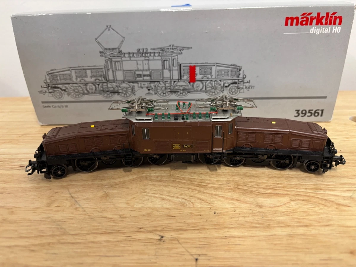 Locomotive Märklin 3300 Crocodiles SBB/CFF/FFS + DB – Digitale H0 – Neuve