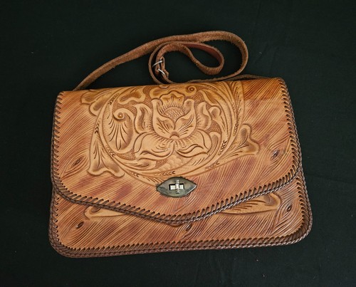 Paredes Mexico Mid Century Hand Tooled Leather Shoulder Bag Crossbody Woodgrain