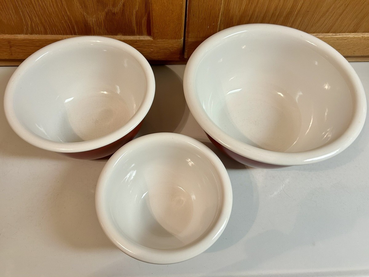 Vintage CorningWare Stoneware Nesting Mixing Bowls-Set Of 3- Red