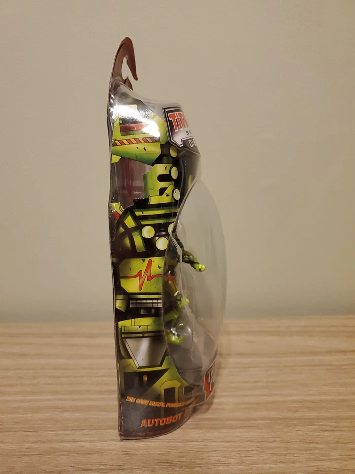 Transformers Autobot Ratchet Generation 1 Titanium Series Diecast Figure - Image 3 of 4