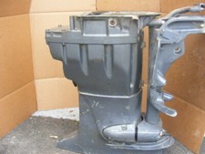 Yamaha F 115 HP Swivel Steeling Arm Upper Cassing Exhaust Midsection 26"