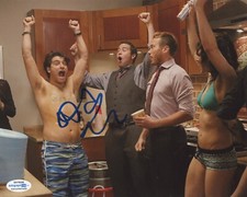 Adam Pally Happy Endings Autographed Signed 8x10 Photo COA 