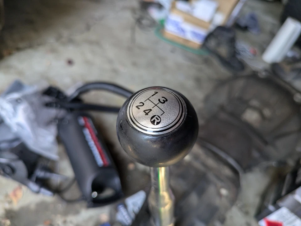 Perilla de cambio de 4 velocidades original Toyota años 70 Corona Celica Corolla rosca de 8 mm  Foto 3 de 4