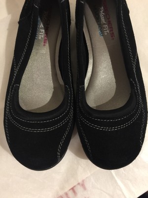 skechers relaxed fit memory foam womens black