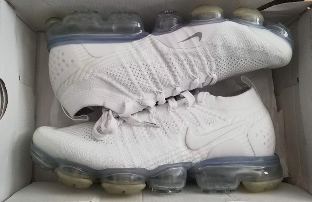 nike air vapormax flyknit 2 white pure platinum