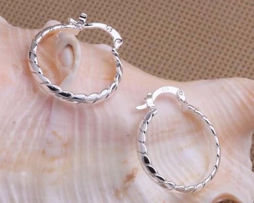 925 Sterling Silver Hoop Earrings small twist style 20mm hoops Round Uk Seller - Picture 3 of 3