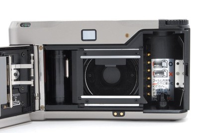 Contax T2 Titan Silver Point & Shoot 35mm Film Camera Excellent