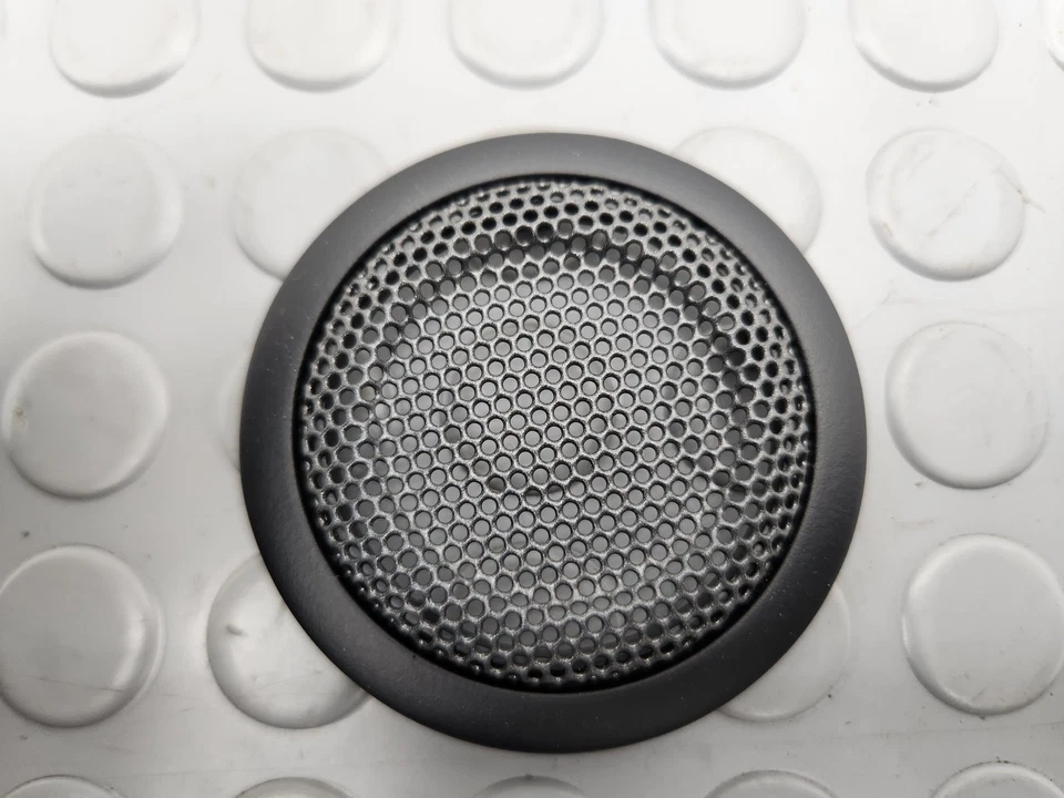 BMW 3 SERIES REAR DOOR HARMAN SPEAKER COVER 7260679 F30 F31 F32 F33 F34 F36 - Image 3 of 4