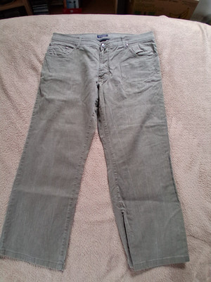 Herren Jeans,  Westbury, oliv, Kurzgröße, Gr. W40, Nr. 41