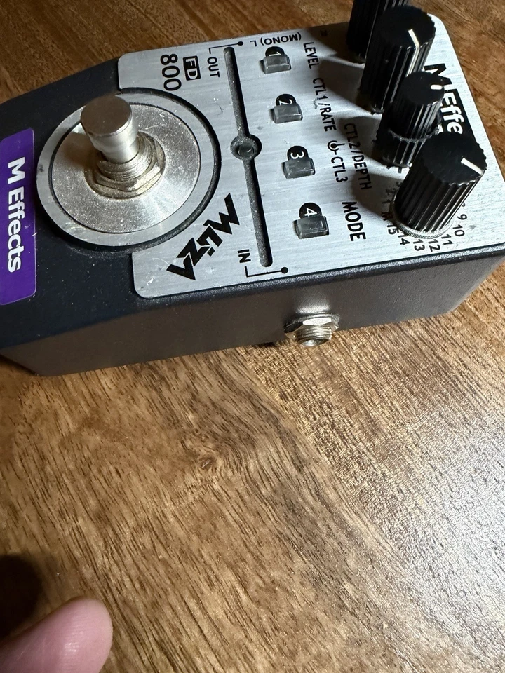 Muza FD 800 Multi Effects Processor Reverb Delay Pedal - Image 4 of 4